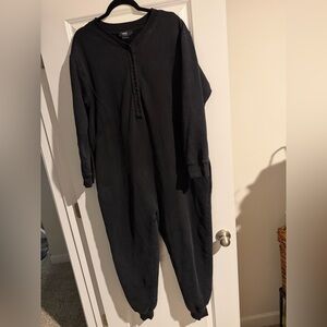 Hatch Ladies Romper size 3 which is a size 10 🔥